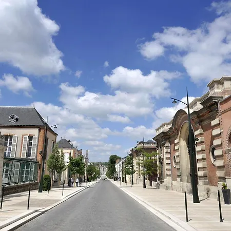 Apartment Le Cubry : Hyper-centre Avec Place De Parking *